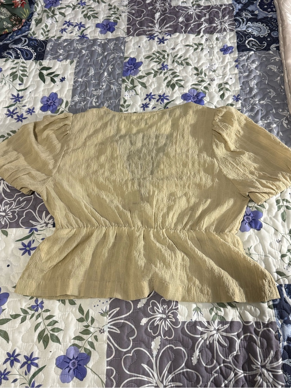 Oak + Fort Textured Tie Front Peplum Blouse Puff Sleeve Beige Size Small - Picture 8 of 10